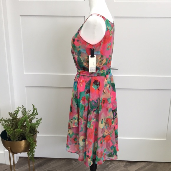 ❌SOLD OUT❌ BB DAKOTA floral wrap dress - NEW only size 4 left - Picture 3 of 14